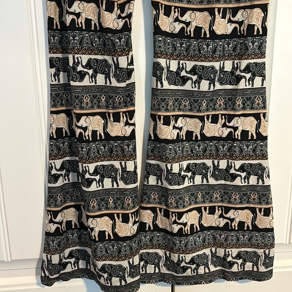 Elephant theme flare pants in size XL - Picture 9 of 12